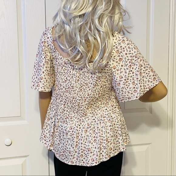 KENDALL & KYLIE Beige Cream Blouse Top - Picture 4 of 5